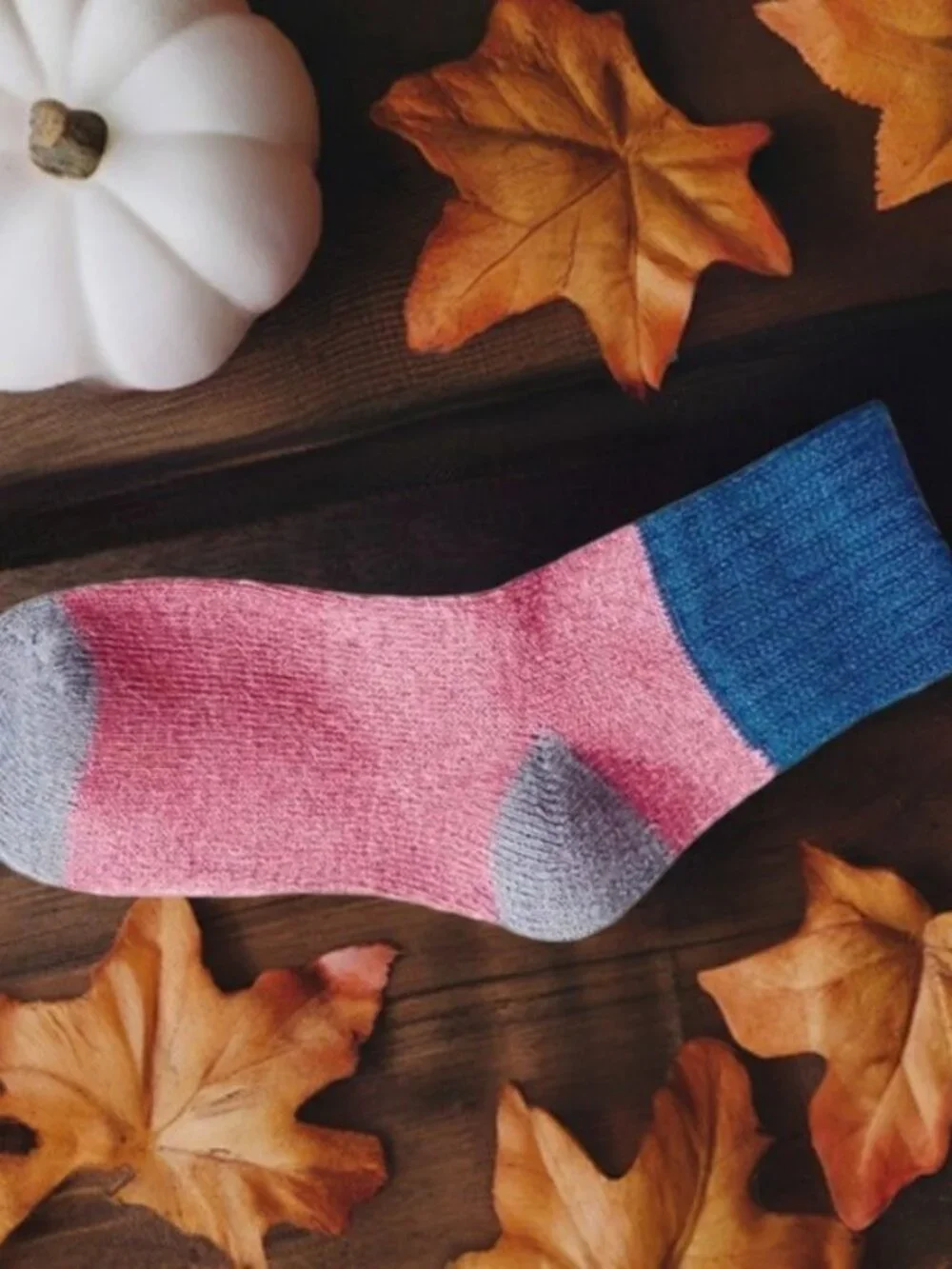 Chelsea Colorblock Womens Crew Socks Pink with Blue and Gray Gift Packaged
